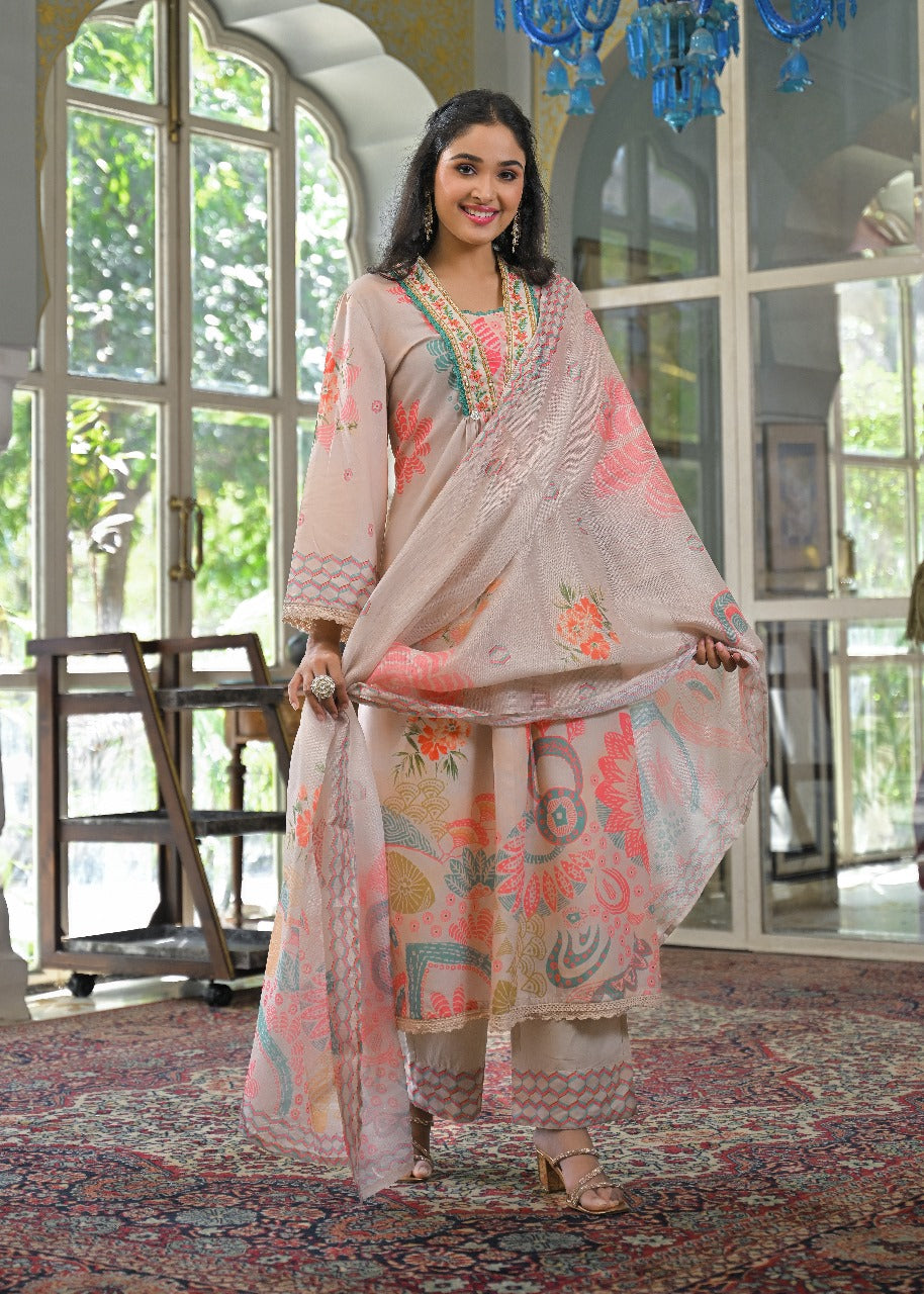 Smart cotton suit set for this season