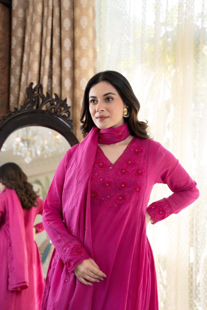 Beautiful Mul cotton full lining embroidered suit set in pink