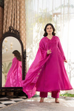 Beautiful Mul cotton full lining embroidered suit set in pink