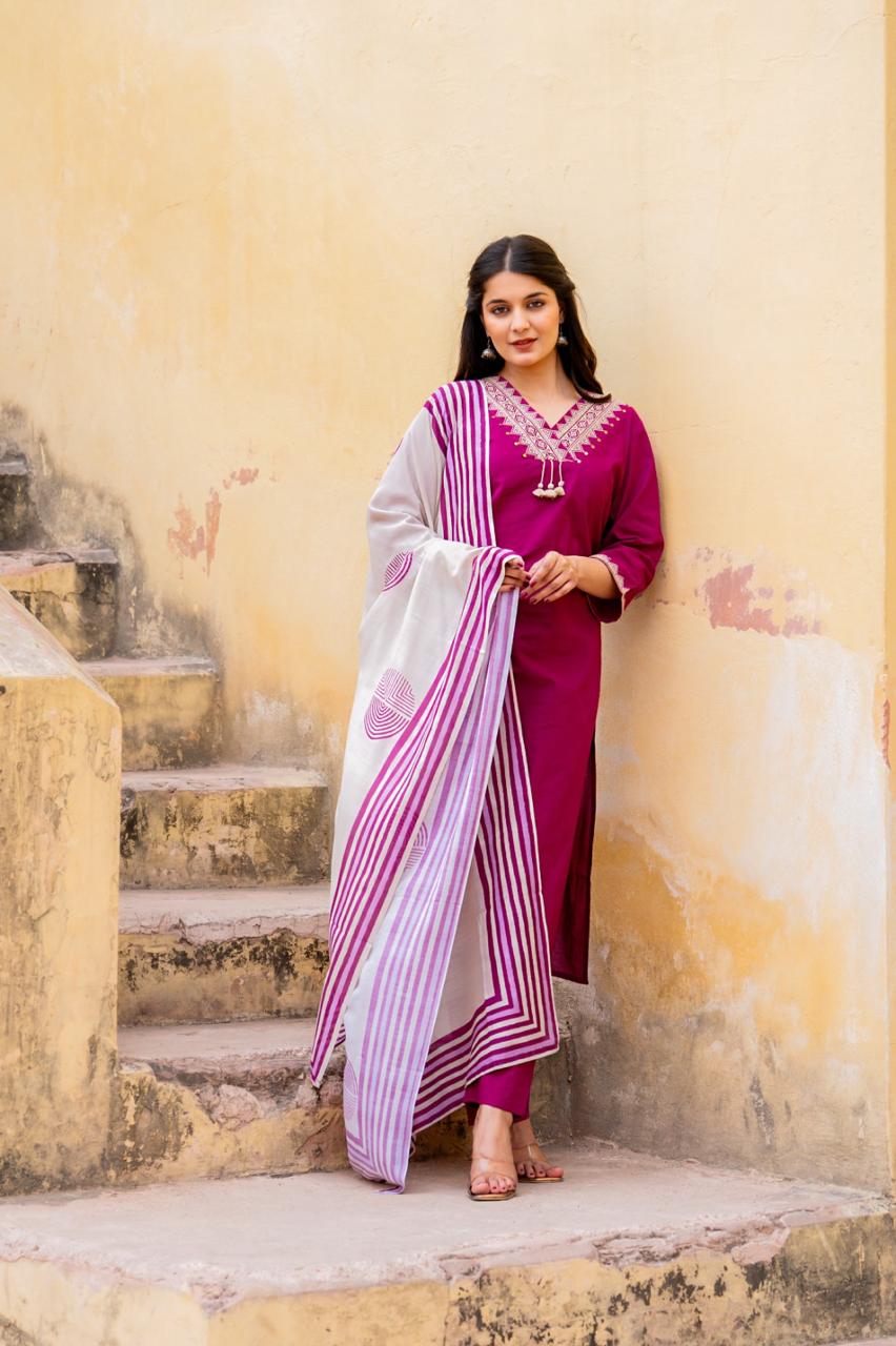 Stylish cotton V neck embroidered suit set