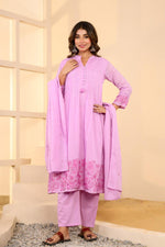 Pure Mul cotton lining embroidered suit set in pink