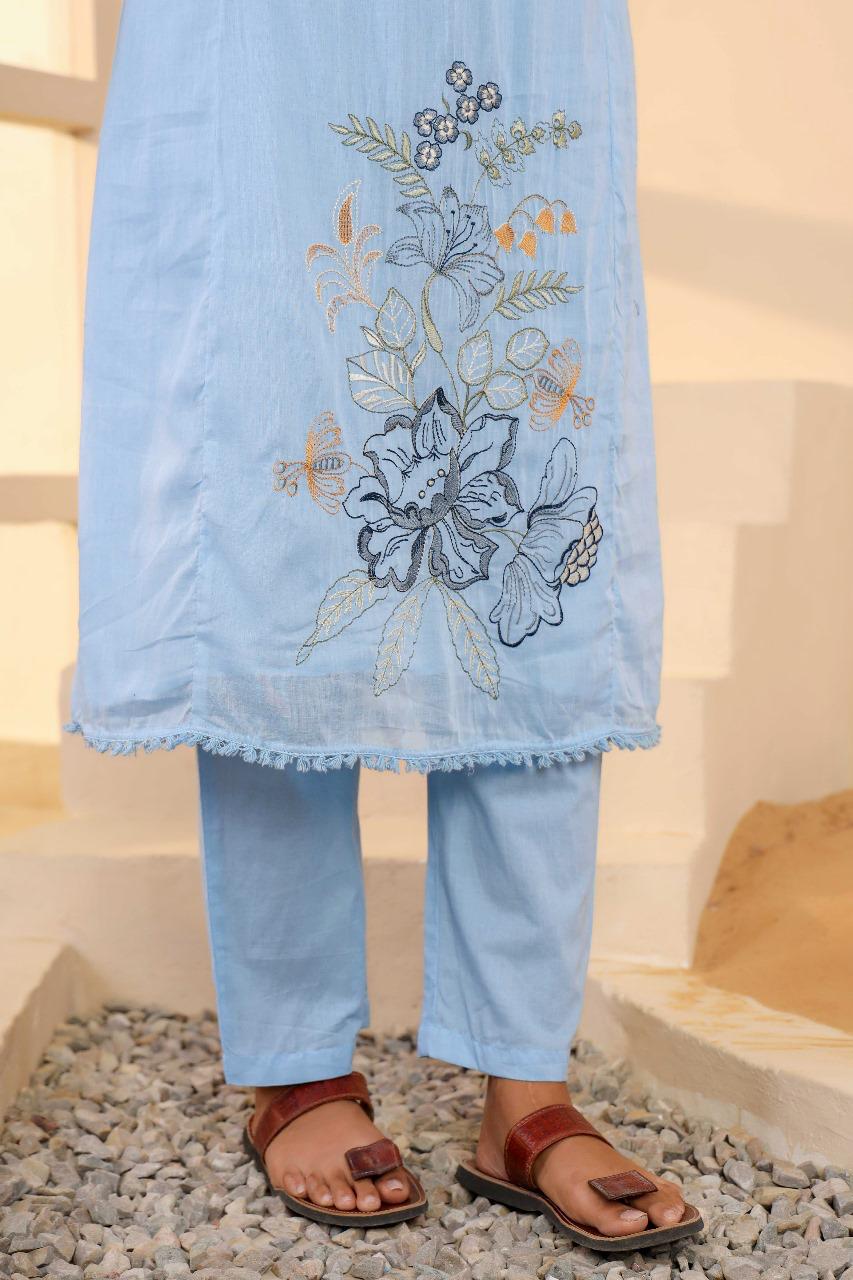 Pure Mul cotton lining embroidered suit set in blue