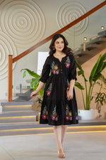 One piece embroidered cotton lining dress in black