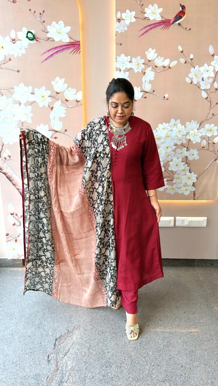 Beautiful shoulder Anarkali suit set paired with kalamkari dupatta