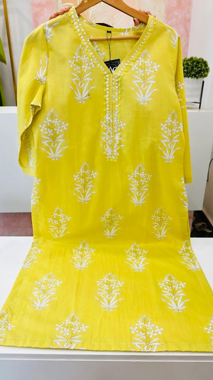 Smart V neck cotton kurta in yellow