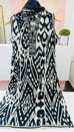 Sleeveless cotton smart suit set in black (extra sleeves avail)