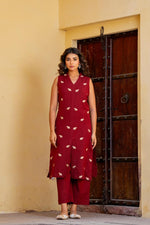 Smart embroidered cotton (extra sleeves ) co ord set in red