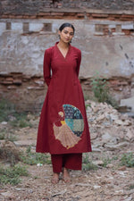 Smart appliqué work kurta pant in red