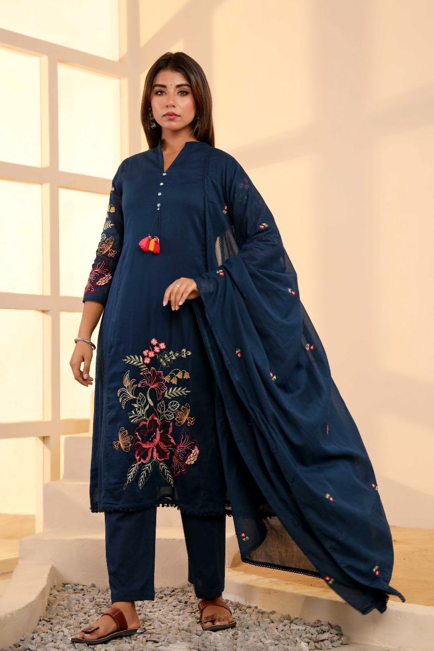 Pure Mul cotton lining embroidered suit set in blue