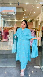 Pure Mul cotton embroidered lining suit set in blue