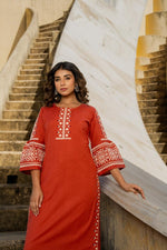 Smart embroidered culottes kurta pant in rust