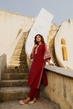 Smart embroidered culottes kurta pant in red