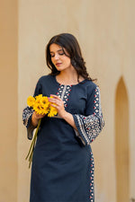 Smart embroidered culottes kurta pant in blue