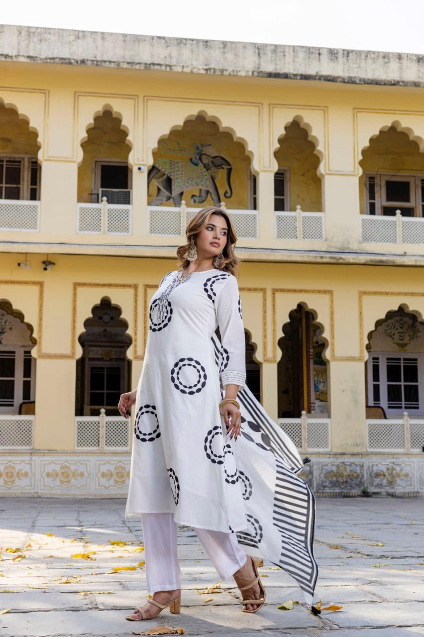 Awesome stylish soft cotton suit with Mul lining