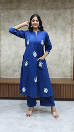 Flex Cotton embroidered kurta pant in blue