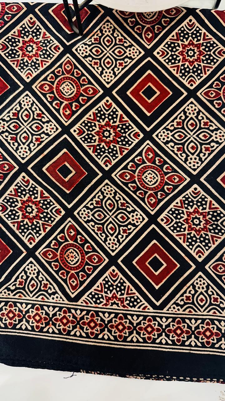 Gaji ajrakh stall dupatta in black n