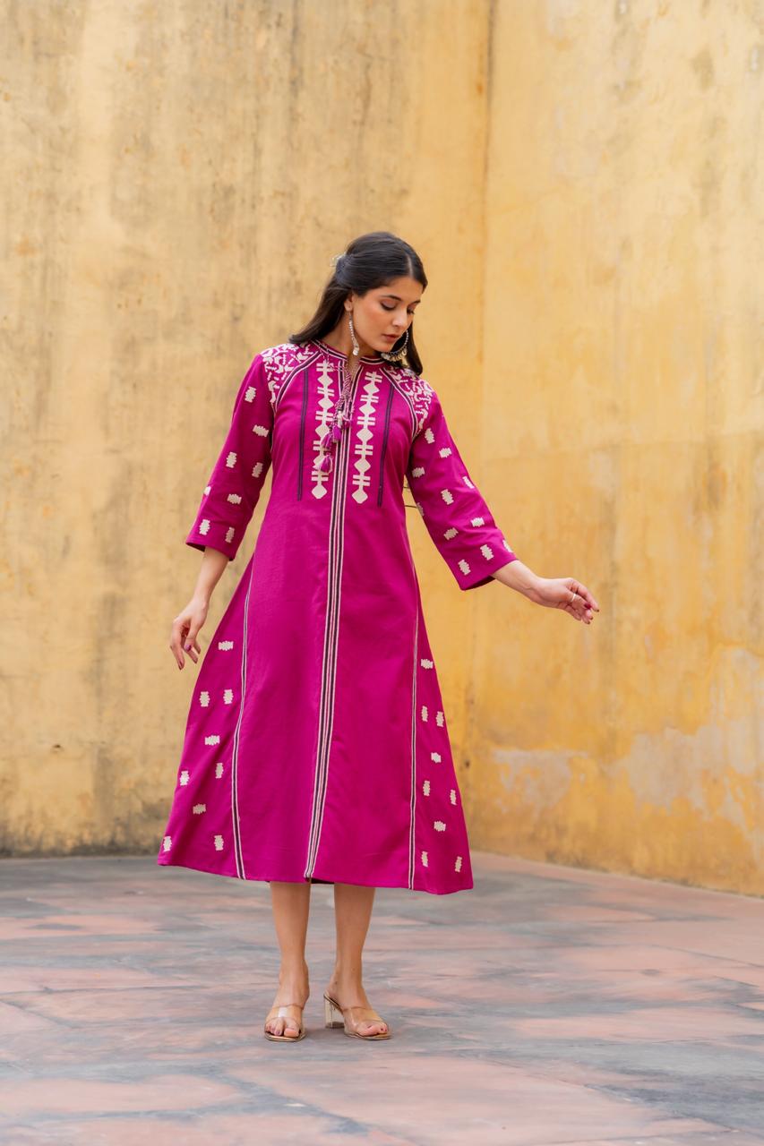 Super embroidered cotton one piece