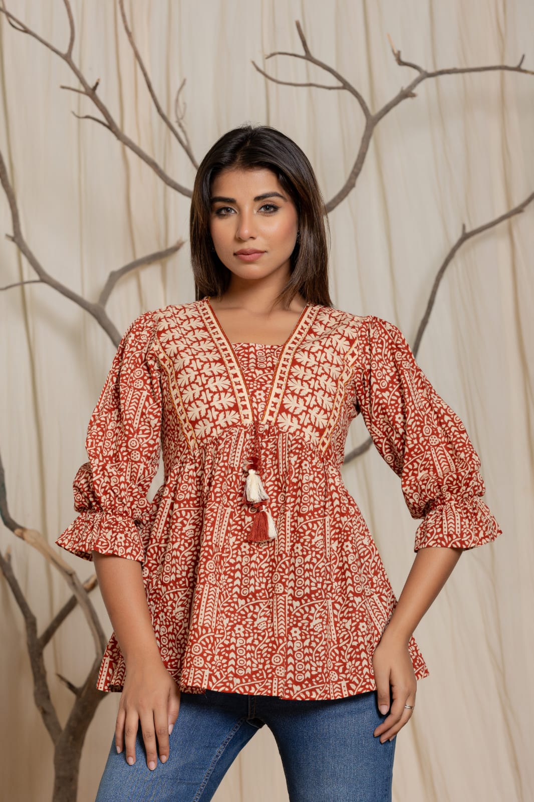 Gorgeous cotton Kalakaari short top inred