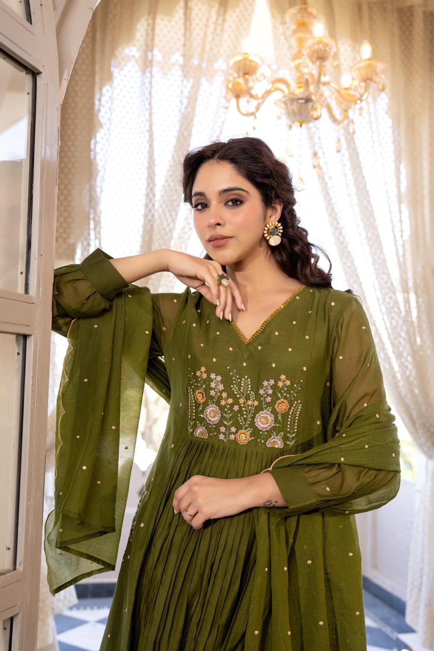 Super pretty embroidered Mul Chanderi