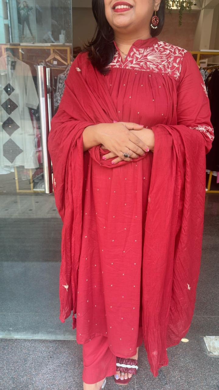 Best selling is restocked on high demand ! Pure cotton embroidered suit set