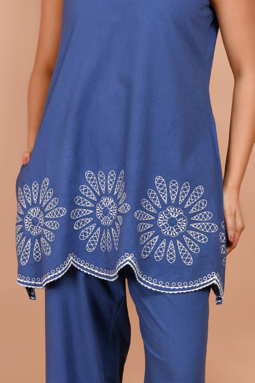 Smart sleeveless embroidered co ord set slight slim fit Smart sleeveless embroidered co ord set slight slim fit