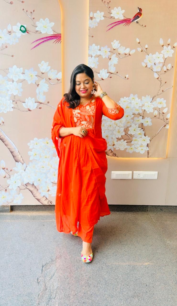 Pure Mul cotton lining embroidered suit set in rust