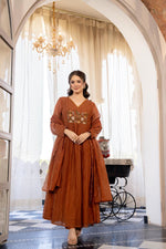 Super stunner ! OMG Super pretty embroidered Mul Chanderi in brown