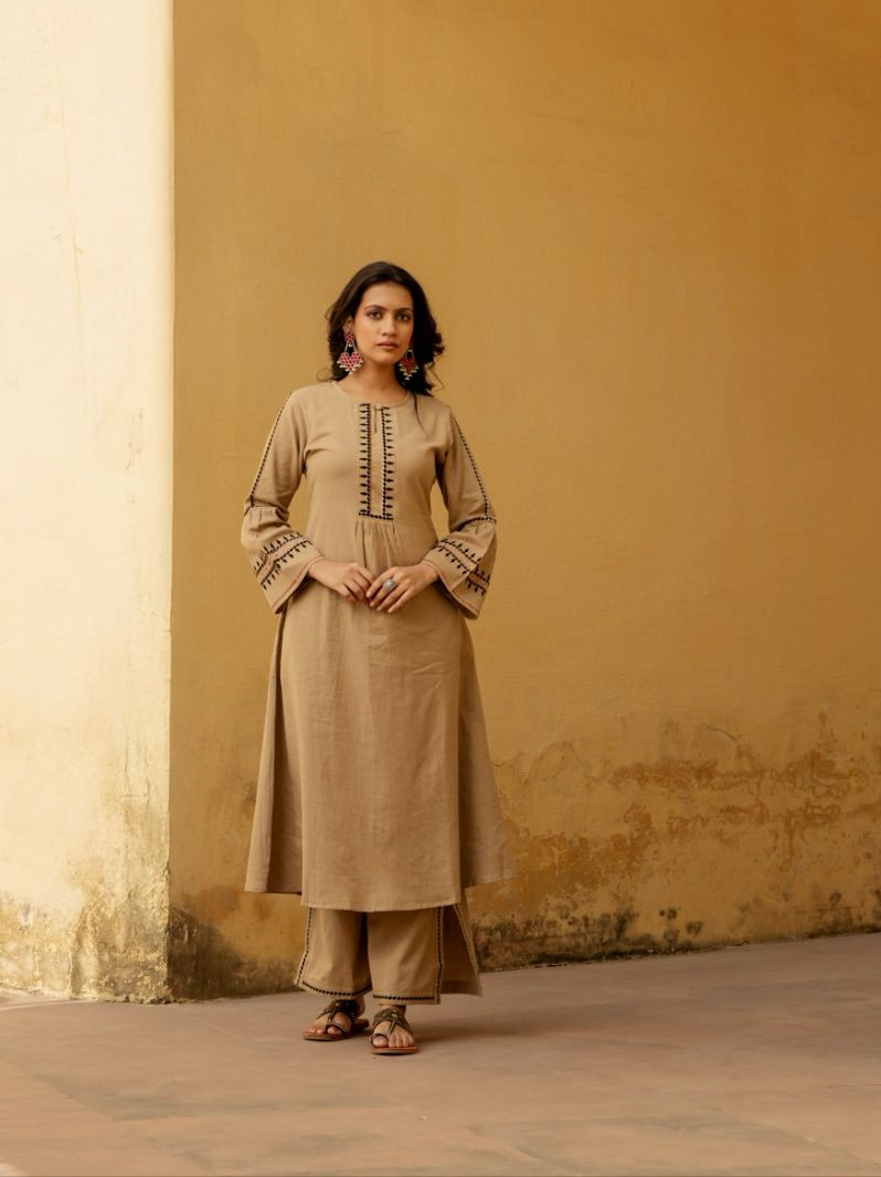 Designer Pakistani pattern kurta pant