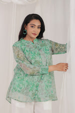 Pretty pretty shiffon short top in green
