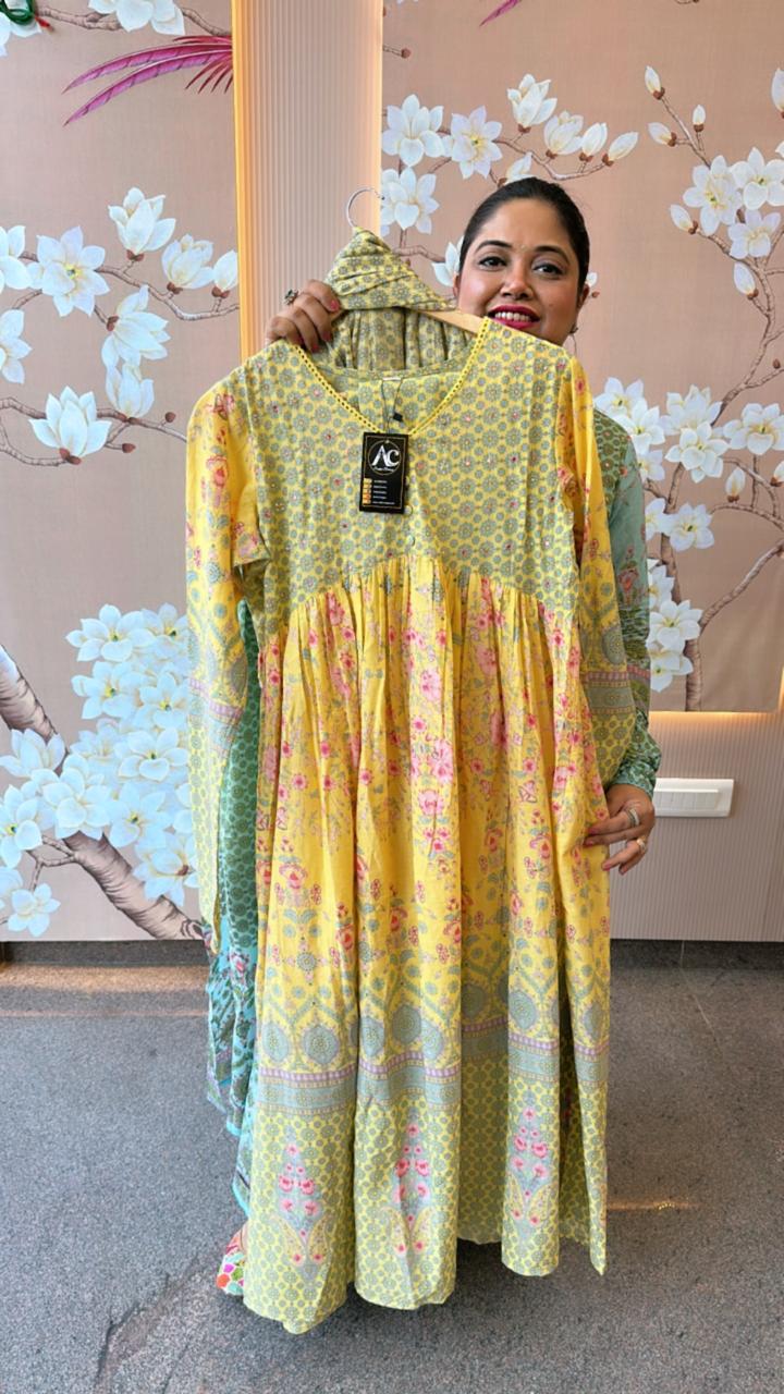 Alia cut Churi sleeves full suit set in yellow