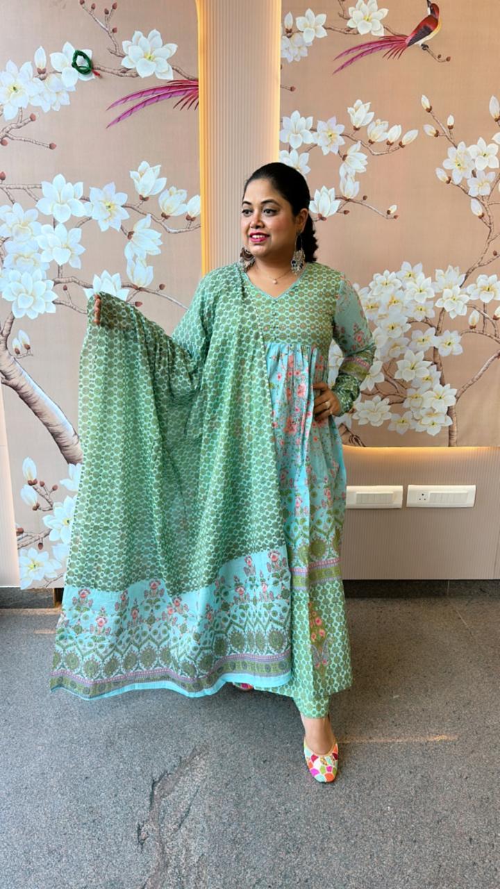 Alia cut Churi sleeves full suit set in blue