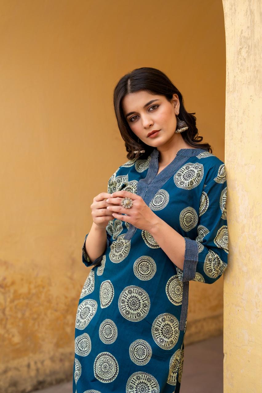 V neck cotton mandala art inspired kurta pant