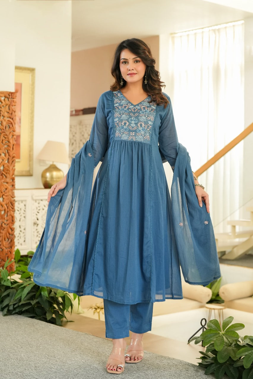 Pure Mul cotton lining embroidered suit set in blue
