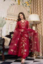 Super Mul Chanderi lining suit set apt for any occasion