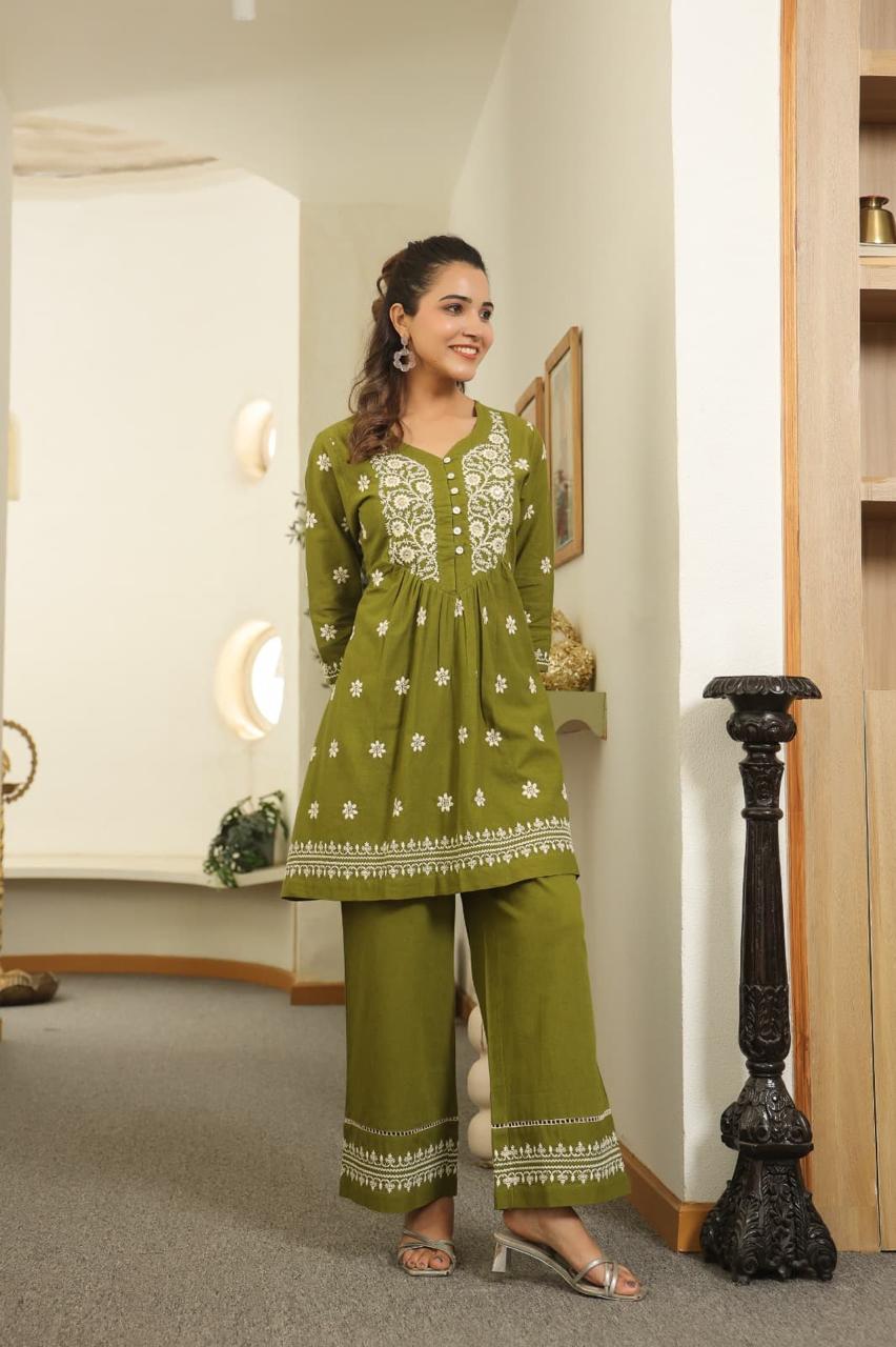 Super pretty amazing co ord set in green