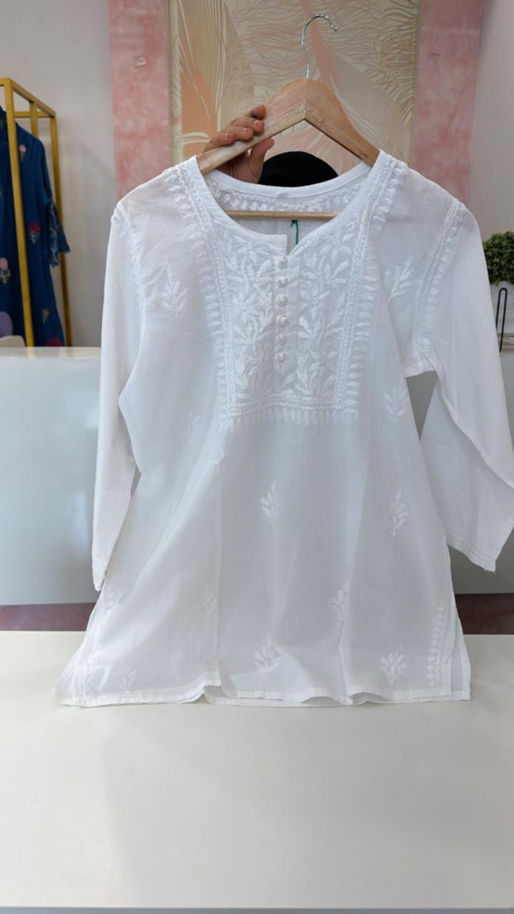 Short cotton chikankari in white