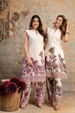 Stylish co ord set in purple. Extra sleeves available