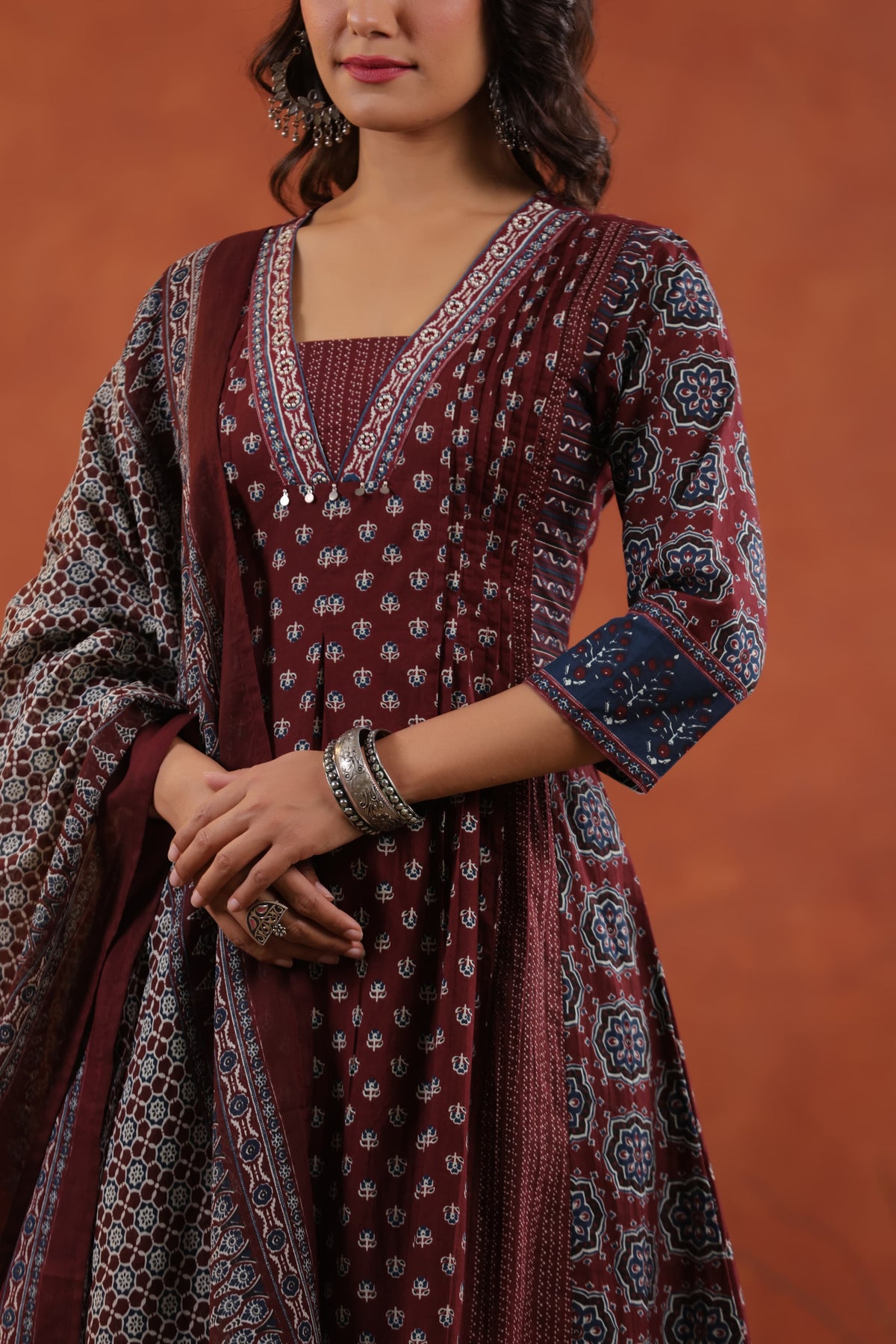 Wow designer cotton suit set in red