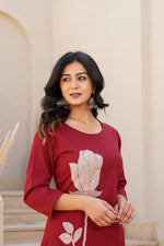 Cotton set with pretty handwork on the kurta in red