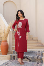 Cotton set with pretty handwork on the kurta in red