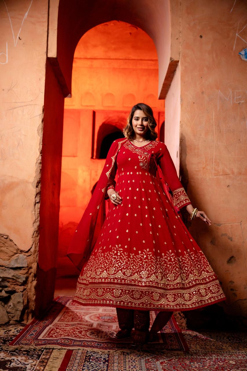 Red intricate embroidery georgette full suit set
