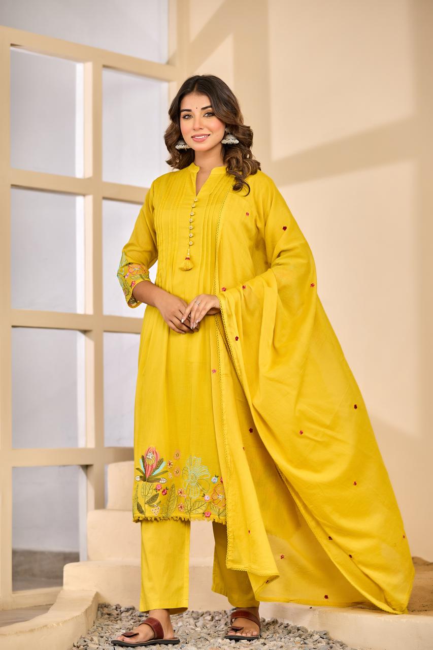 Mul cotton embroidery lining full suit set in yellow