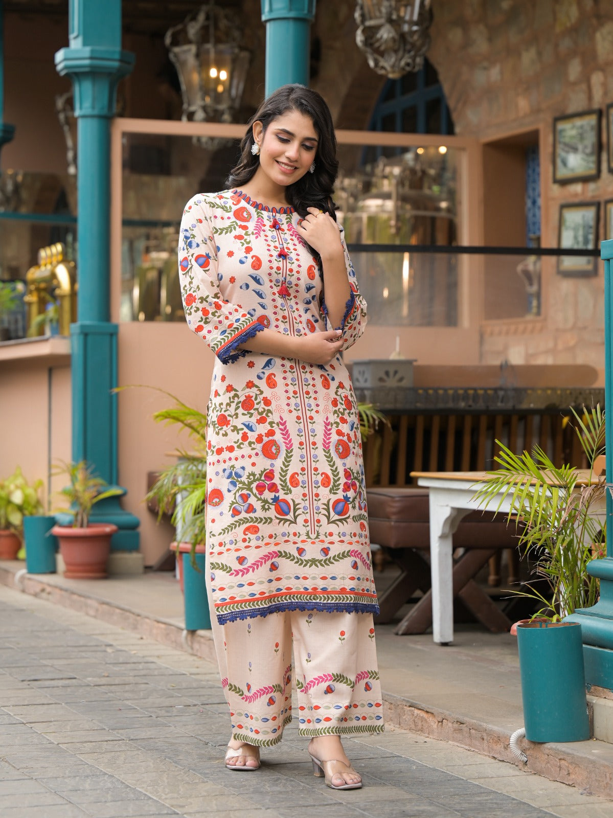 Smart linen kurta pant in a beautiful print
