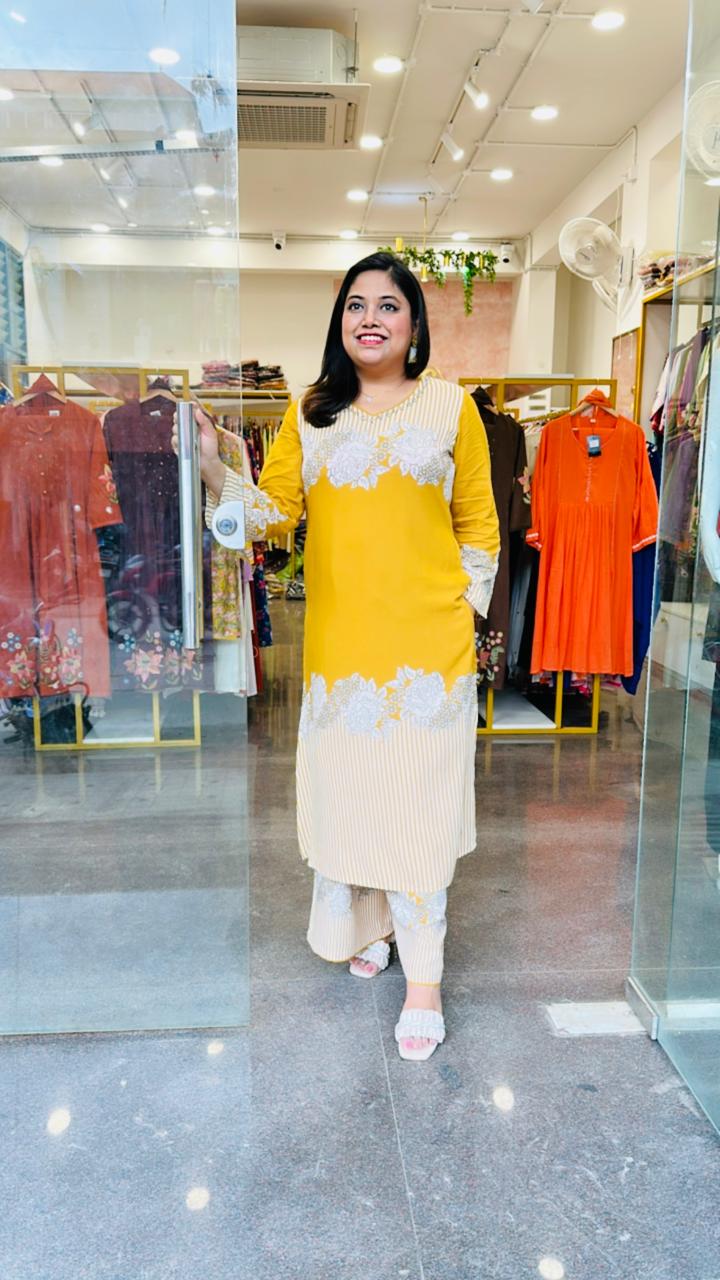 Best selling in now yellow colour! Wow wow heavy cotton slub kurta pant