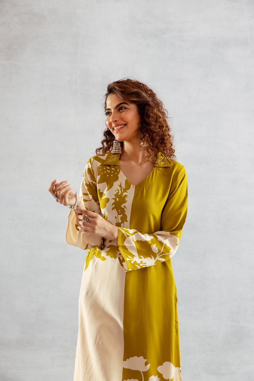 Designer cotton slub kurta pant in stunning neon green !