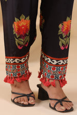 Pure crepe digital printed co ord in black