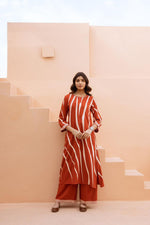 Super pretty slub cotton stripes design with four pocket kurta pant in rust
