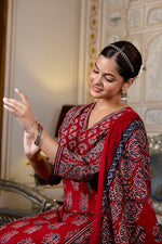 Smart red cotton suit set