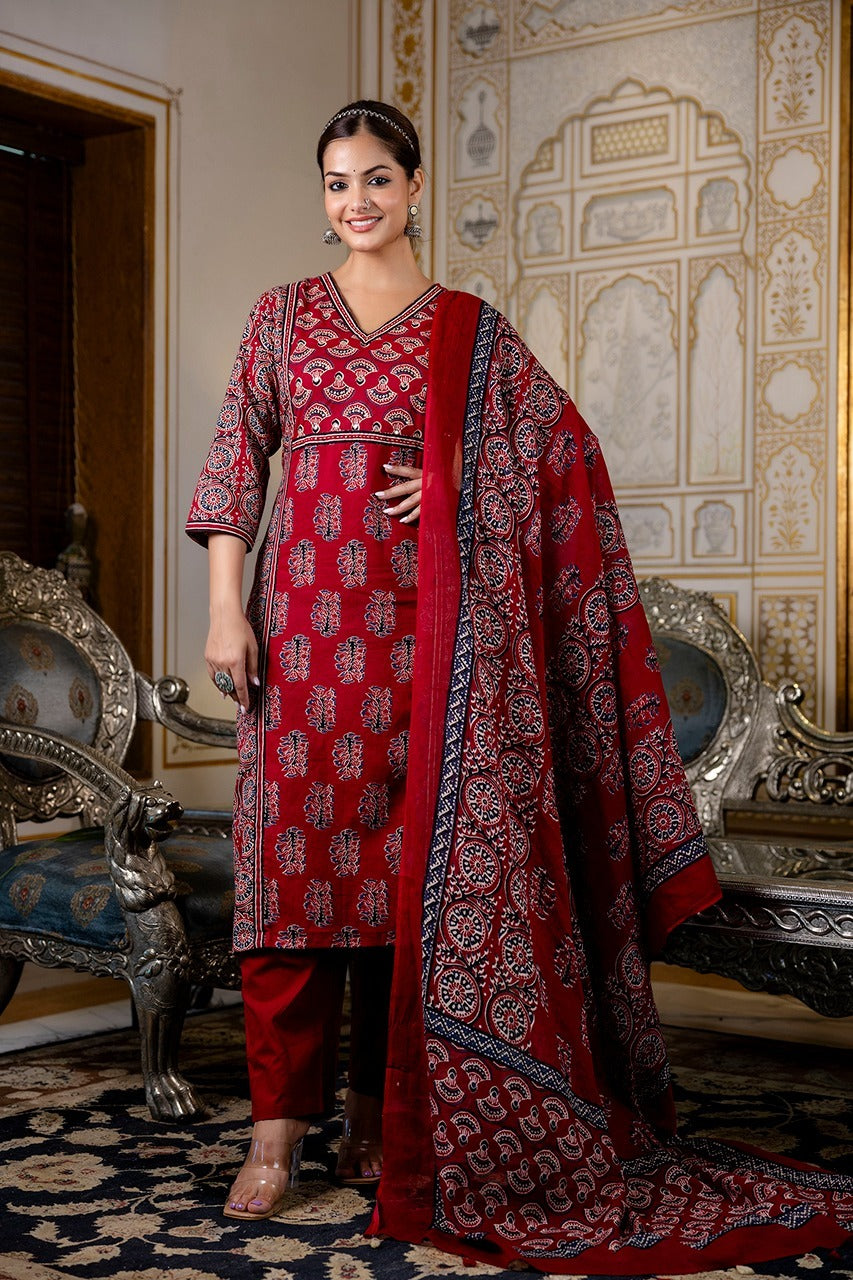 Smart red cotton suit set