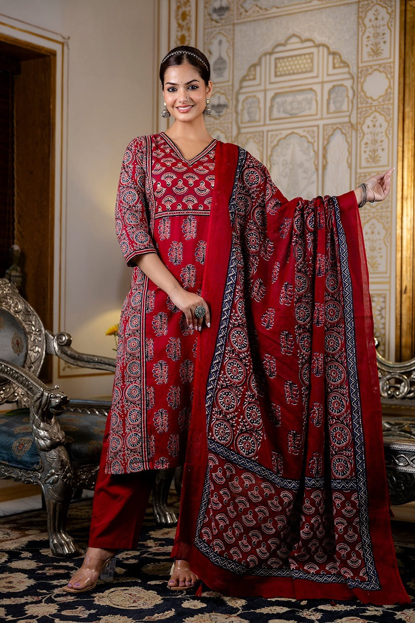 Smart red cotton suit set